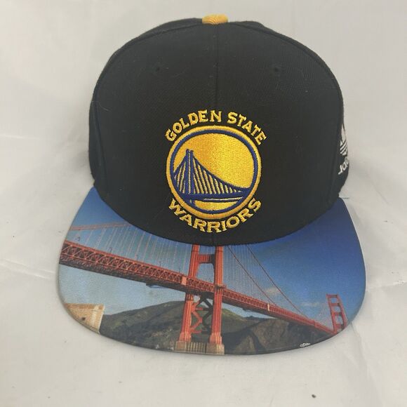 RARE Golden State Warriors Adidas Snapback Hat Golden Gate Bridge Bill Hat NBA - Picture 1 of 6